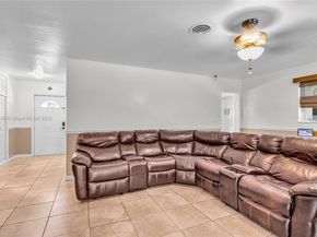 421 SW 64th Way, Pembroke Pines FL 33023