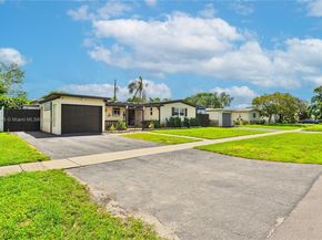 421 SW 64th Way, Pembroke Pines FL 33023