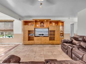 421 SW 64th Way, Pembroke Pines FL 33023