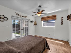 421 SW 64th Way, Pembroke Pines FL 33023