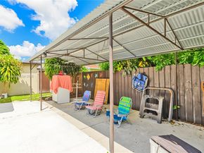 421 SW 64th Way, Pembroke Pines FL 33023