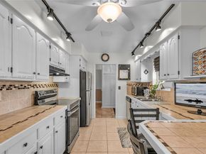 421 SW 64th Way, Pembroke Pines FL 33023