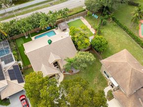 7101 NW 44th Ln, Coconut Creek FL 33073