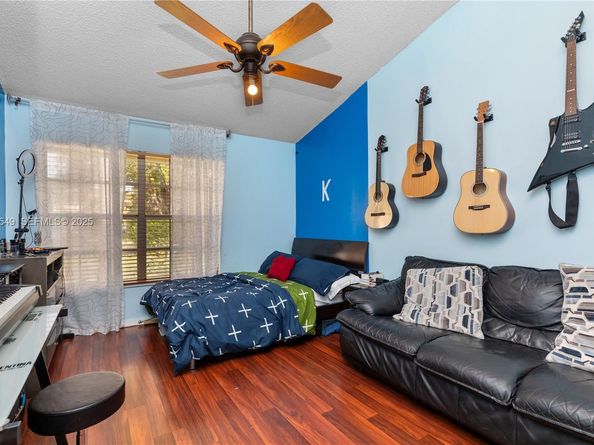 7101 NW 44th Ln, Coconut Creek FL 33073