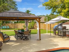 7101 NW 44th Ln, Coconut Creek FL 33073