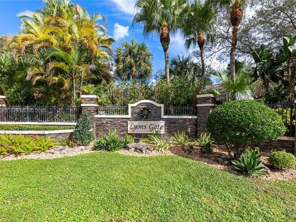 7101 NW 44th Ln, Coconut Creek FL 33073