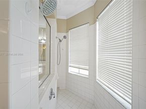 15989 SW 14th St, Pembroke Pines FL 33027