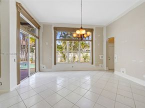 15989 SW 14th St, Pembroke Pines FL 33027