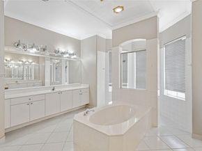 15989 SW 14th St, Pembroke Pines FL 33027