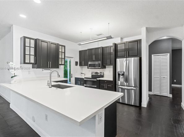 9777 SW 161st Pl, Miami FL 33196