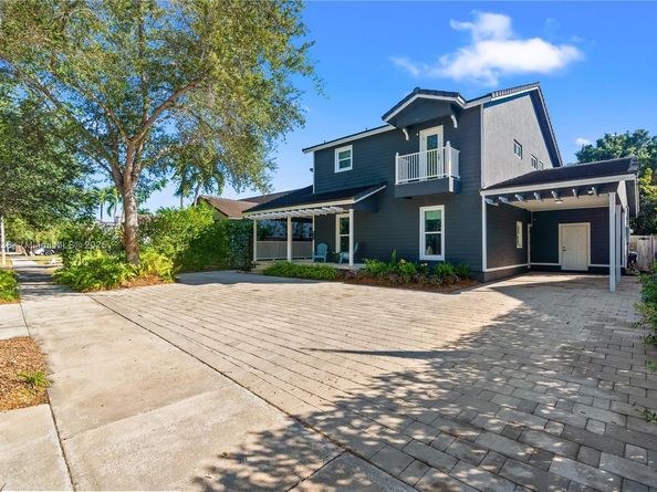 9777 SW 161st Pl, Miami FL 33196