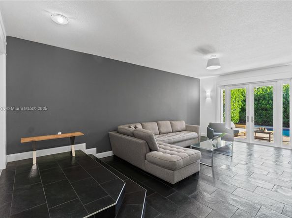 9777 SW 161st Pl, Miami FL 33196