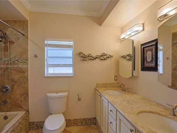 1827 Len Dr, North Palm Beach FL 33408