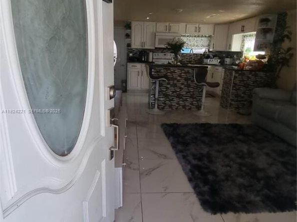 3170 SW 8th St LOT K 1007, Miami FL 33135