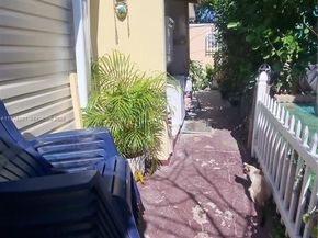 3170 SW 8th St LOT K 1007, Miami FL 33135