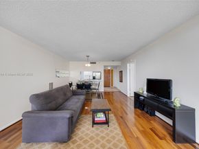 7601 E Treasure Dr 510, North Bay Village FL 33141