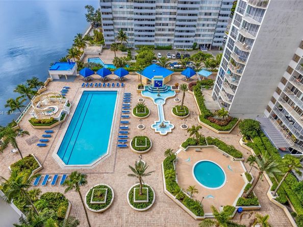 7601 E Treasure Dr 510, North Bay Village FL 33141