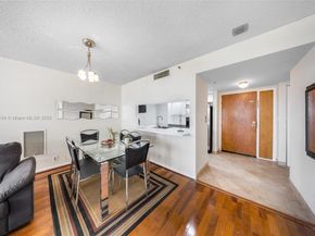 7601 E Treasure Dr 510, North Bay Village FL 33141