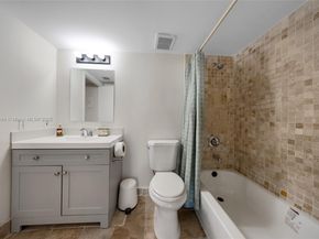 7601 E Treasure Dr 510, North Bay Village FL 33141