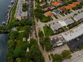2287 NE 122nd St 2287, North Miami FL 33181