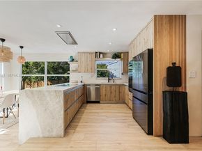 254 NW 43rd St, Miami FL 33127