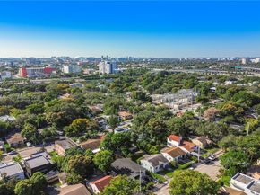 254 NW 43rd St, Miami FL 33127