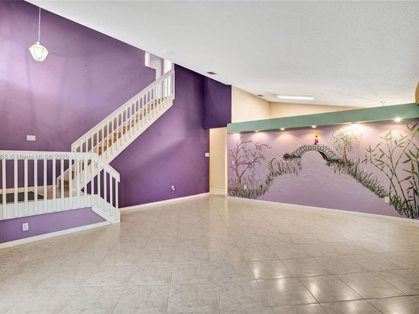 15181 NW 6th Ct, Pembroke Pines FL 33028