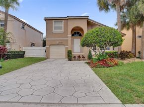 15181 NW 6th Ct, Pembroke Pines FL 33028