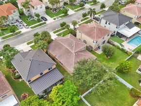15181 NW 6th Ct, Pembroke Pines FL 33028