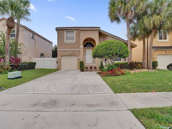 15181 NW 6th Ct, Pembroke Pines FL 33028
