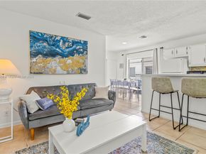 1936 Washington St, Hollywood FL 33020