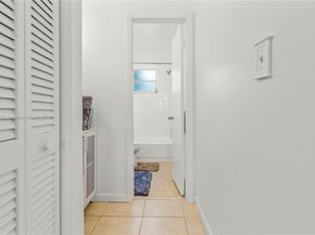 1936 Washington St, Hollywood FL 33020
