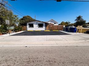 220 NW 27th Ave, Pompano Beach FL 33069