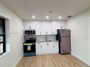 220 NW 27th Ave, Pompano Beach FL 33069