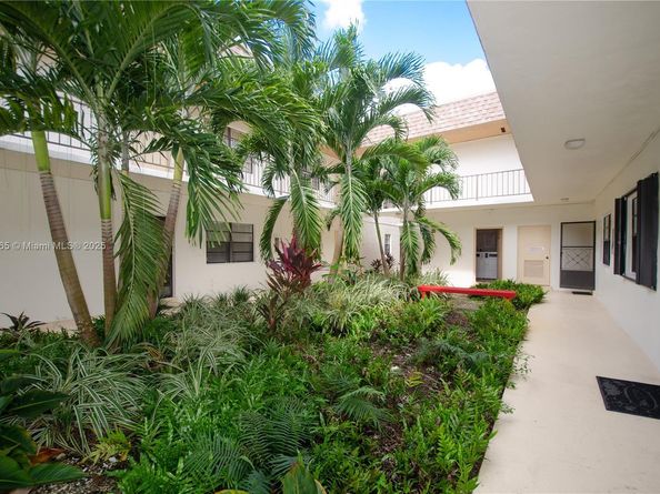 8281 SW 128th St 2041, Pinecrest FL 33156