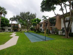 8281 SW 128th St 2041, Pinecrest FL 33156