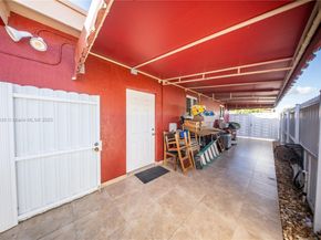 11820 SW 206th St, Miami FL 33177