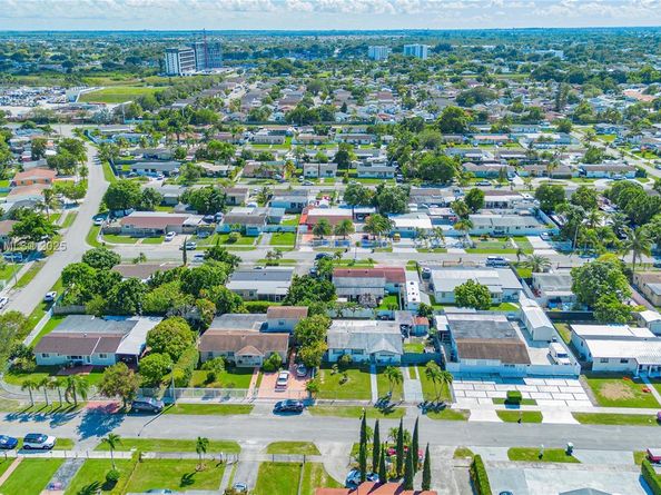 11820 SW 206th St, Miami FL 33177
