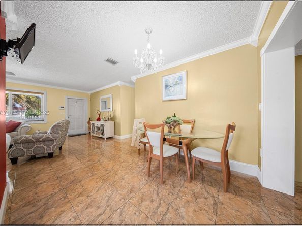 11820 SW 206th St, Miami FL 33177