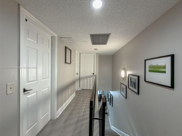 11225 NW 16th Ct, Pembroke Pines FL 33026