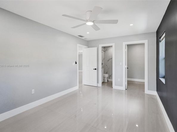 2238 Rodman St, Hollywood FL 33020