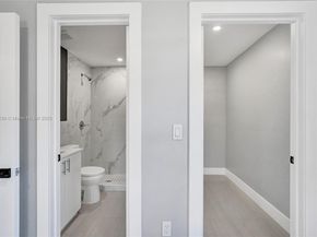 2238 Rodman St, Hollywood FL 33020