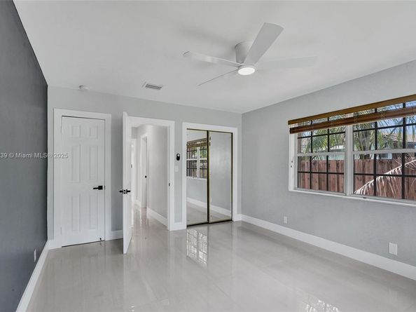 2238 Rodman St, Hollywood FL 33020
