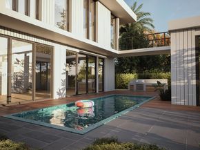 160 NW 39th St, Miami FL 33127