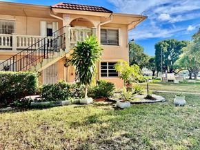 20275 NE 2nd Ave 16, Miami FL 33179