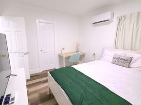 790 NW 60th St, Miami FL 33127