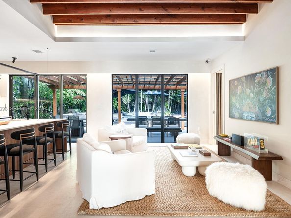 1735 Michigan Ave, Miami Beach FL 33139