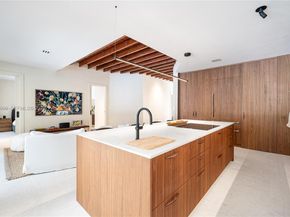 1735 Michigan Ave, Miami Beach FL 33139