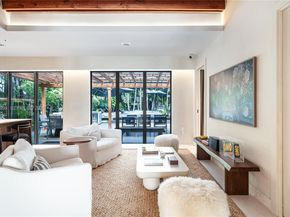 1735 Michigan Ave, Miami Beach FL 33139