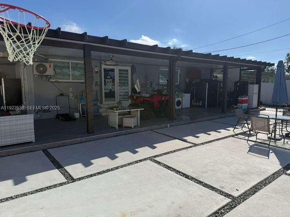 17630 NW 36th Ave, Miami Gardens FL 33056